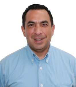 Dr. Alejandro Reynoso Gil 